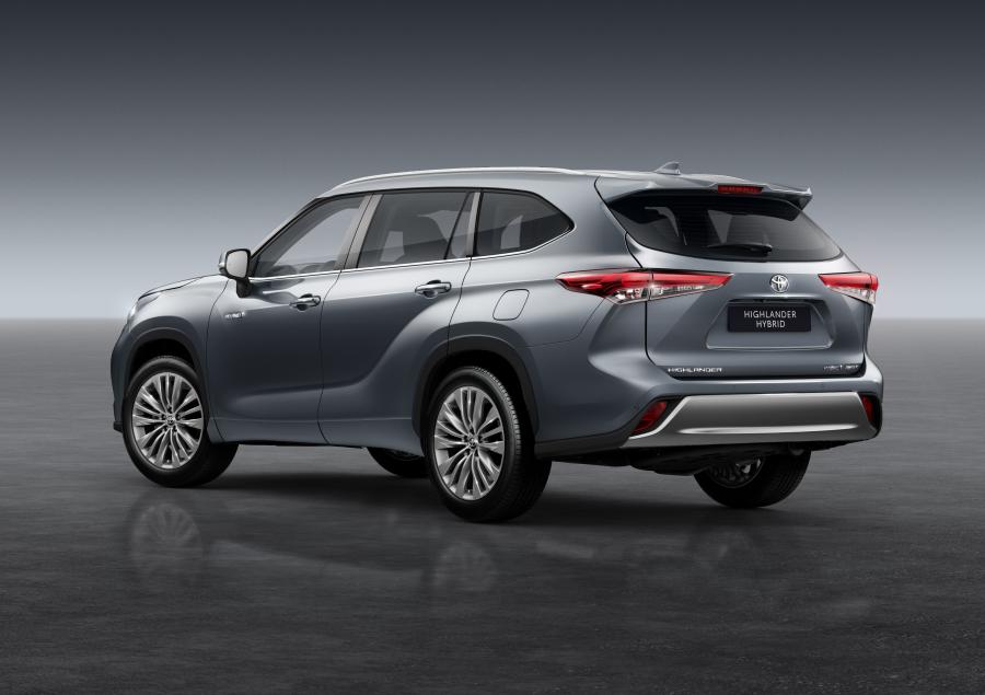  Toyota Highlander Hybrid 2020 года  (EU) (фото 3 из 4)